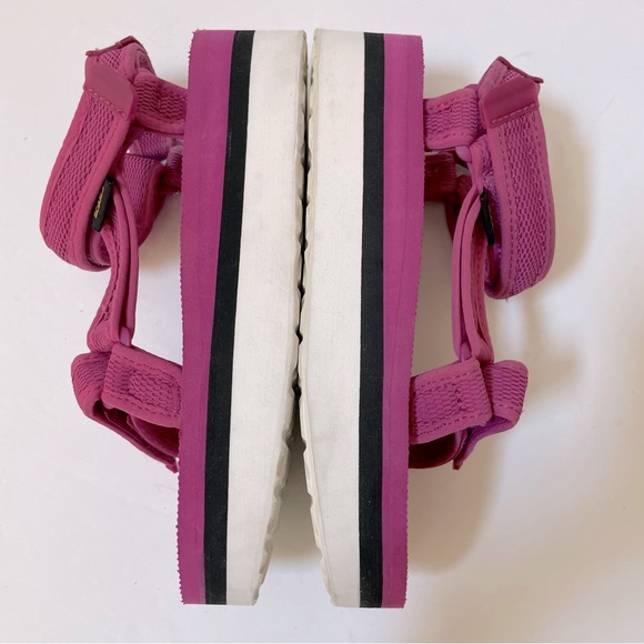 TEVA Flatform Universal Mesh Print Padded Sandal Size 6 - Picture 7 of 11